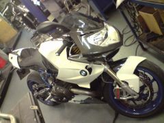 Mehr Informationen zu "BMW hp2"