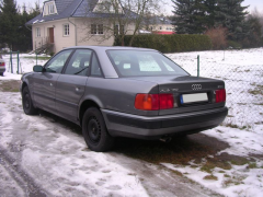 Audi 100 2.3 E C4 134 PS