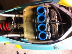 Mehr Informationen zu "Honda CBR600 Rennumbau - Flachschieber"